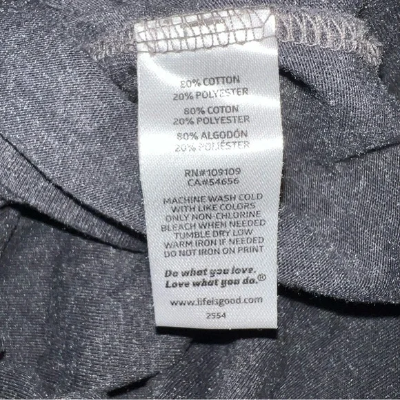 Life Is Good Men's Charcoal Growler Hoodie - Picture 5 of 8